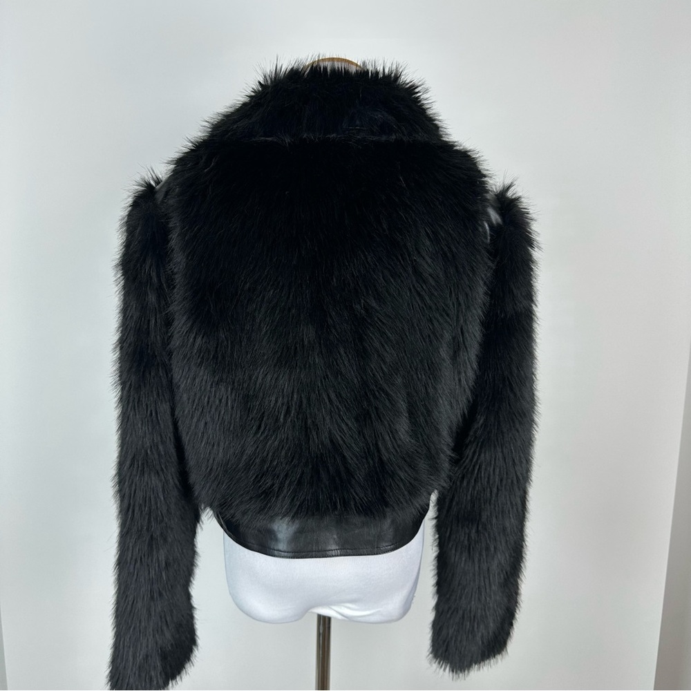 Forever 21 Black Faux Fur Vegan Leather Zip Front Jacket Size Medium - Picture 10 of 13